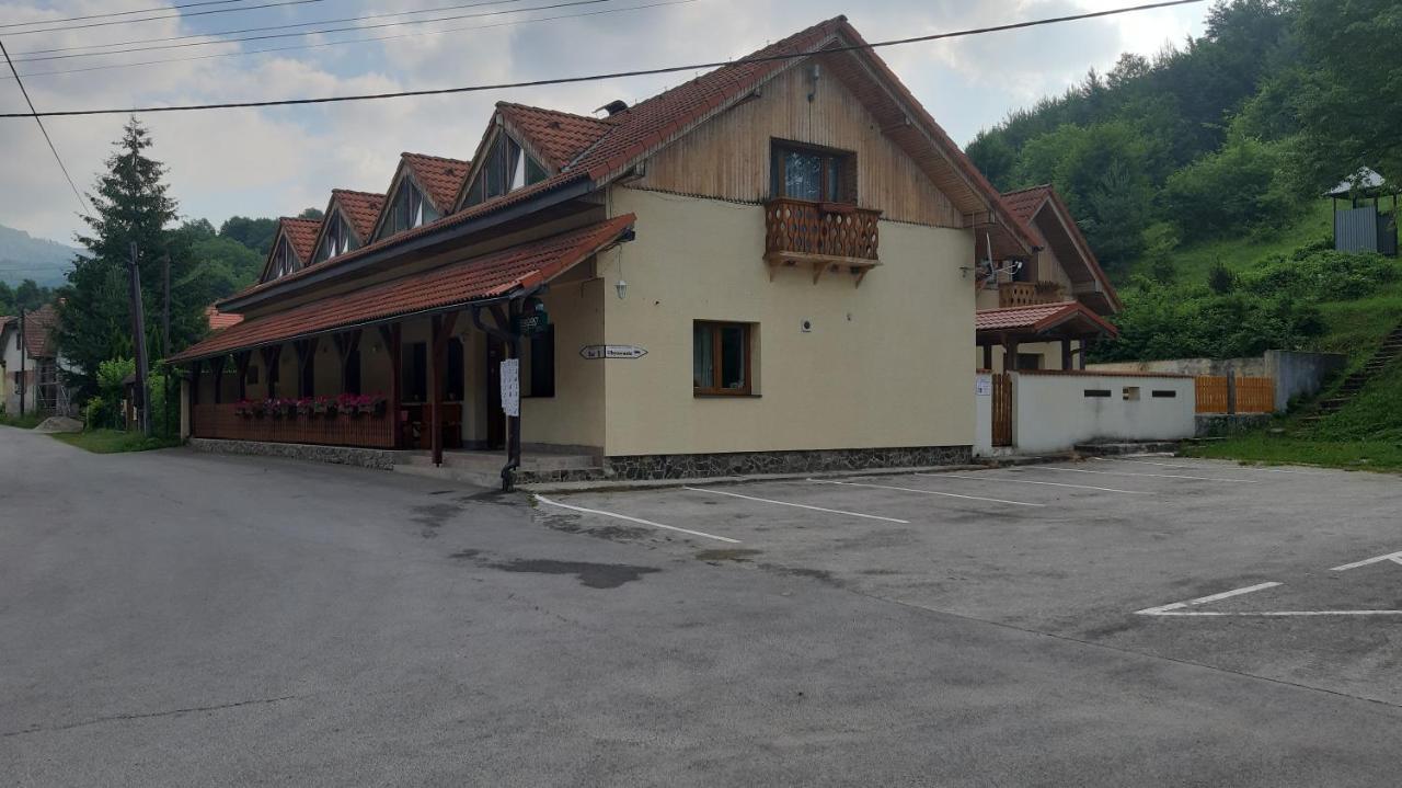 Penzion Pri Studnicke Omastina Экстерьер фото