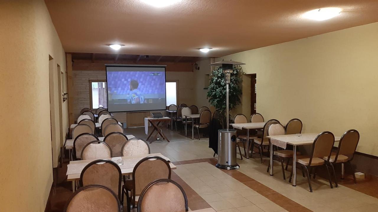 Penzion Pri Studnicke Omastina Экстерьер фото