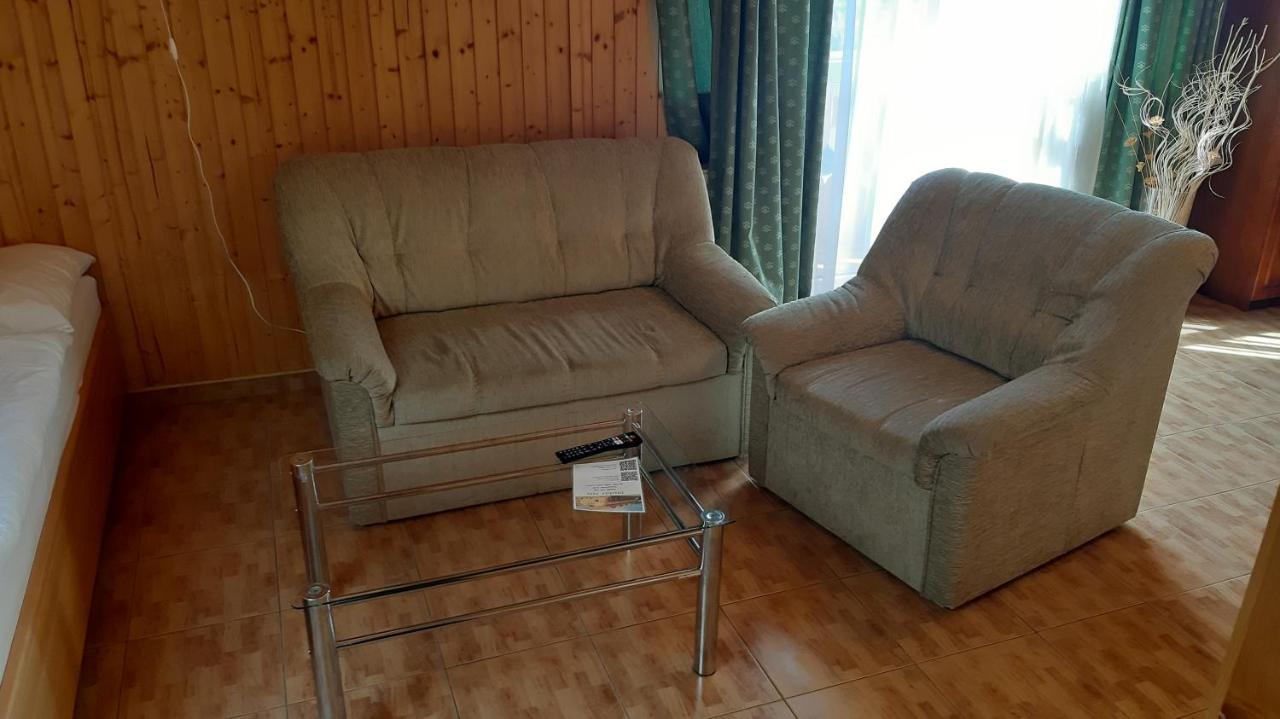 Penzion Pri Studnicke Omastina Экстерьер фото