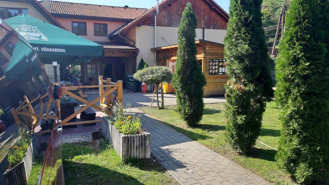 Penzion Pri Studnicke Omastina Экстерьер фото