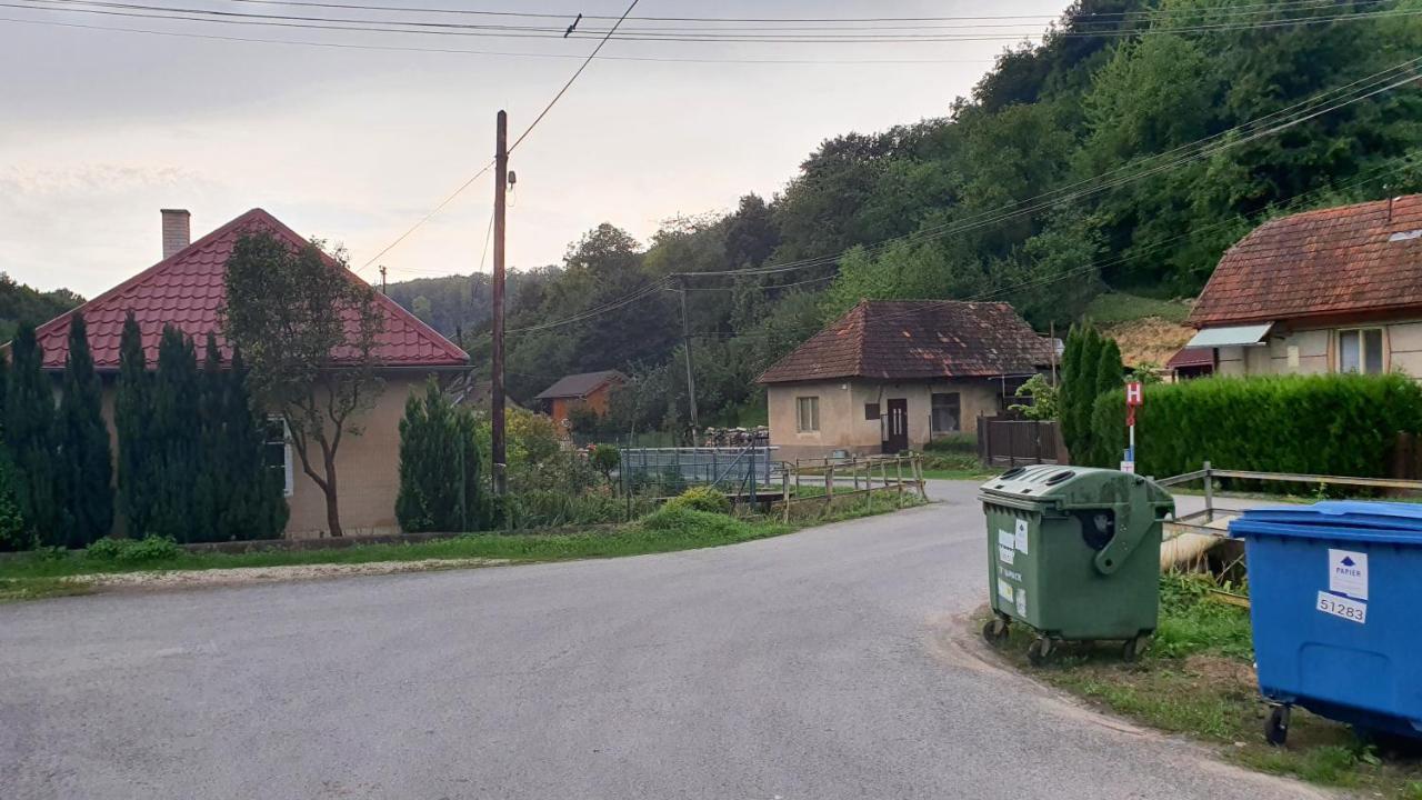Penzion Pri Studnicke Omastina Экстерьер фото